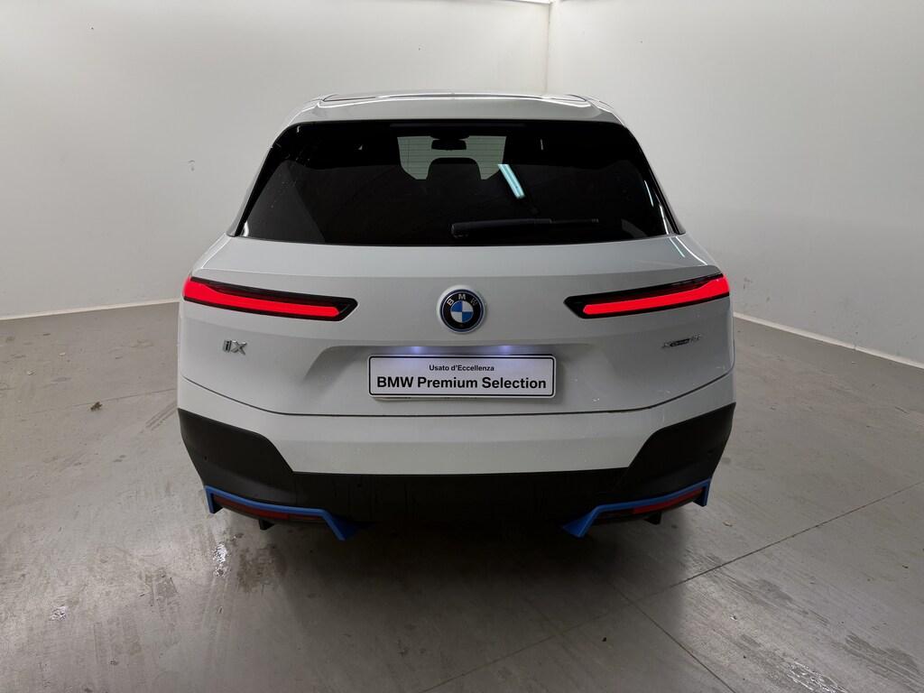BMW iX xdrive40