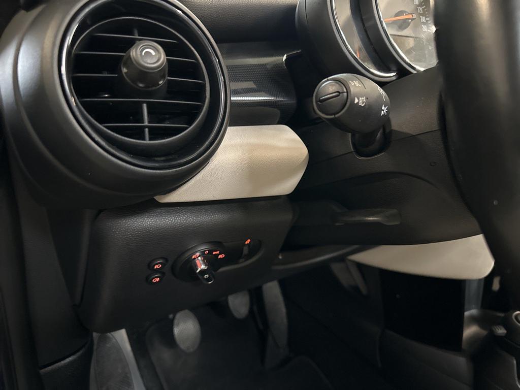 Mini Cooper D Cabrio 1.5 Cooper D Hype
