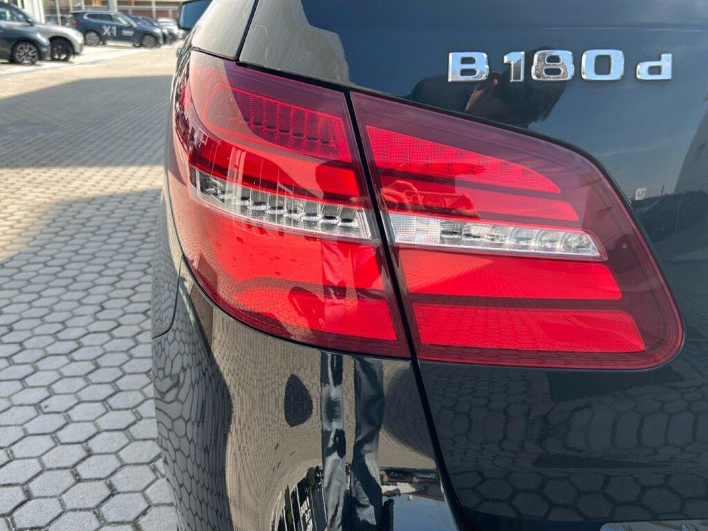 Mercedes Classe B 180 d Sport Tech