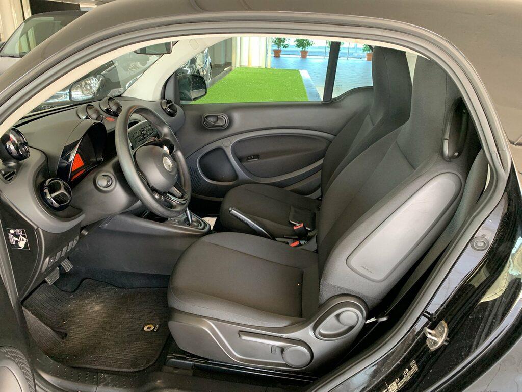 Smart fortwo eq Pure 22kW
