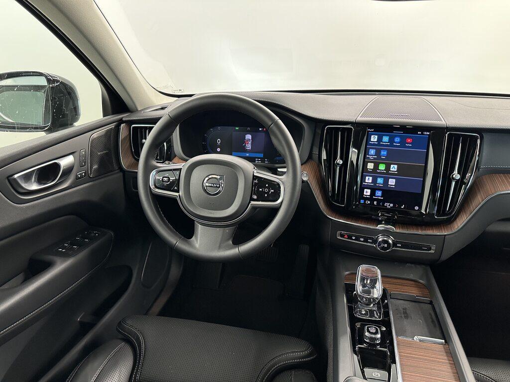 Volvo XC60 2.0 t6 phev Ultra Dark awd auto