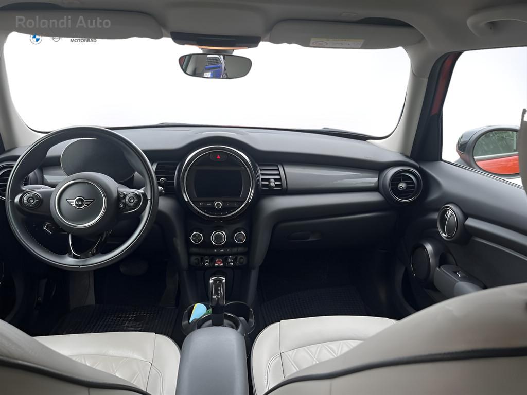 Mini Cooper 1.5 TwinPower Turbo Cooper Business XL DCT