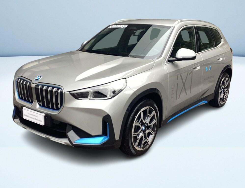 BMW iX1 30 xdrive X-Line