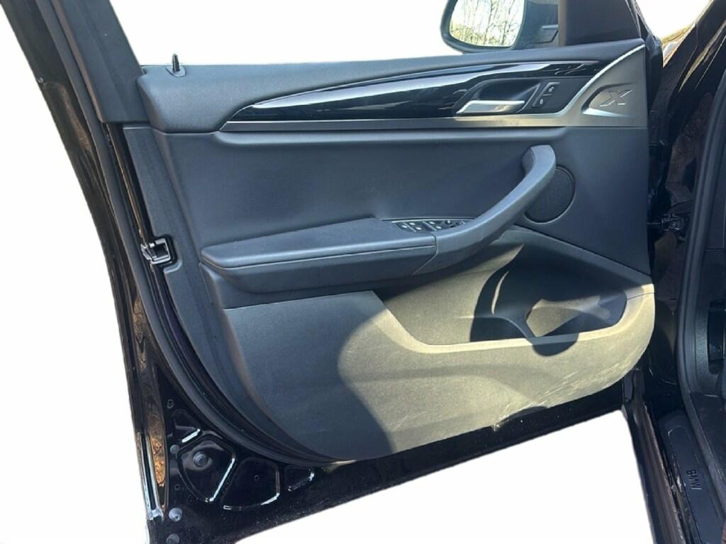 BMW X3 xdrive20d mhev 48V auto