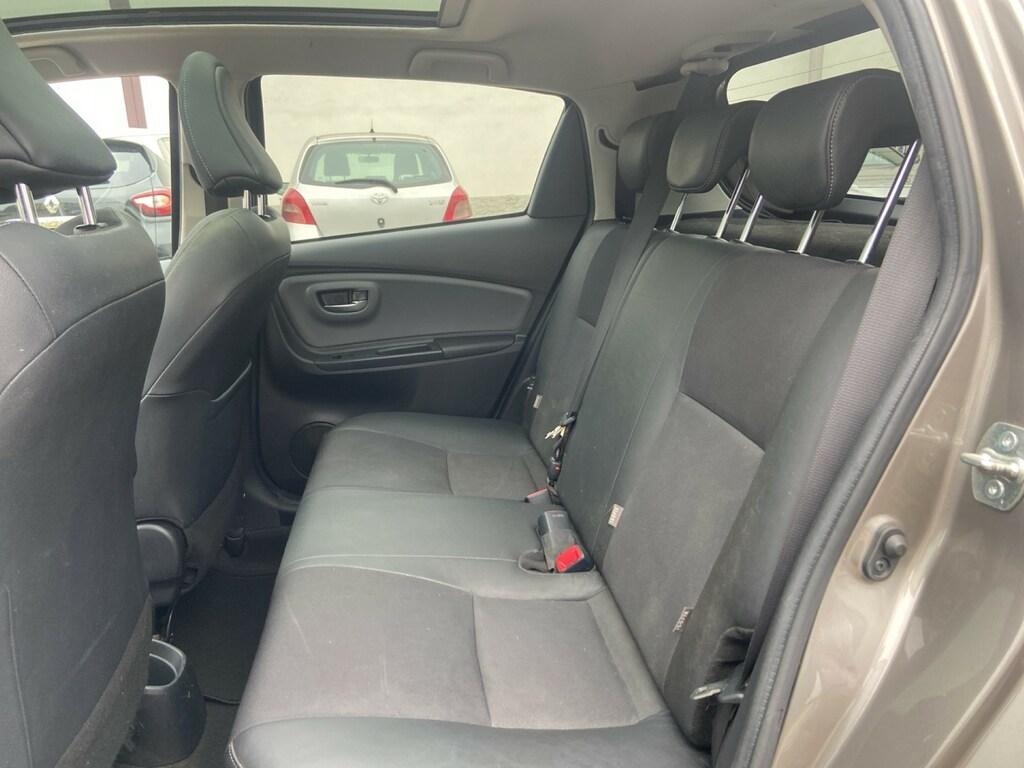 Toyota Yaris 1.5 hybrid Style 5p my16
