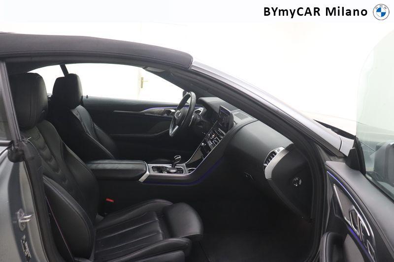 BMW Serie 8 840d Cabrio mhev 48V xdrive auto