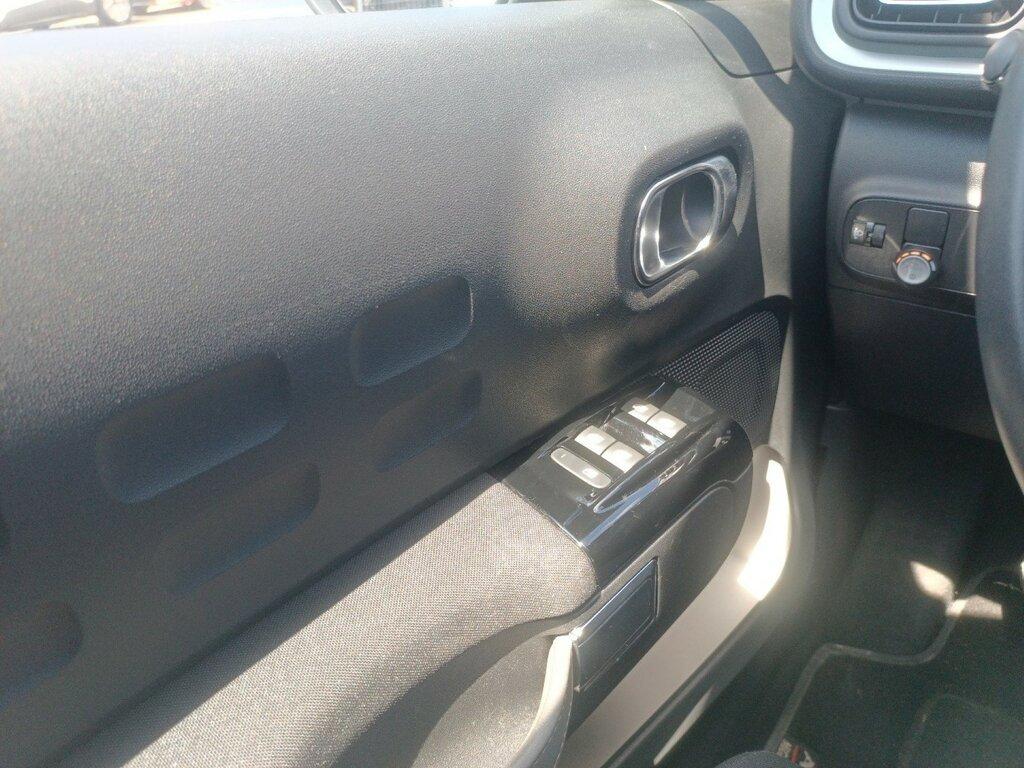 Citroen C3 1.2 puretech Shine Pack s&s 83cv my20