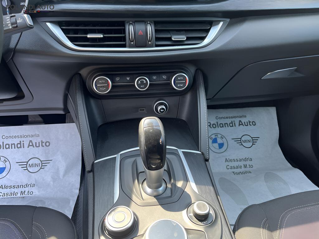 Alfa Romeo Stelvio 2.2 t Business rwd 180cv auto