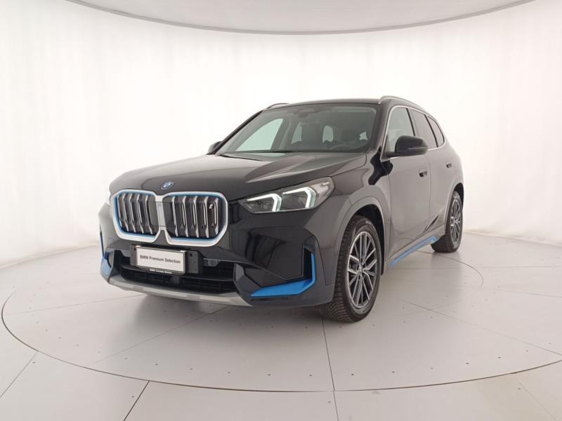 BMW iX1 30 xdrive X-Line
