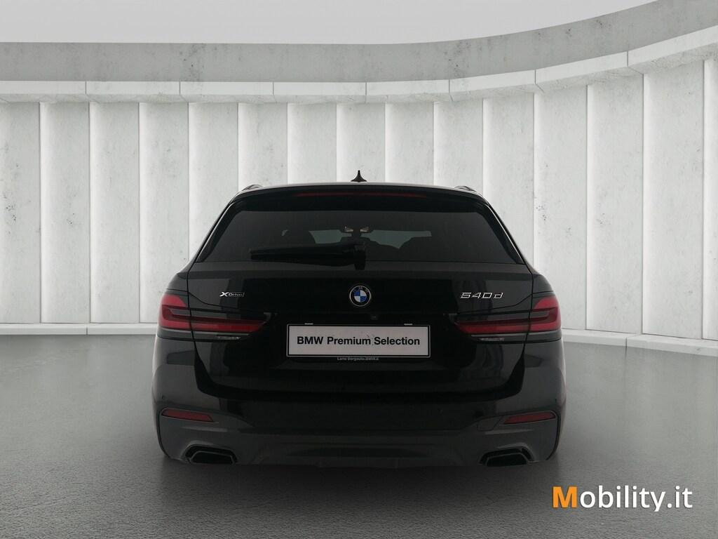 BMW Serie 5 540d Touring mhev 48V xdrive Msport auto