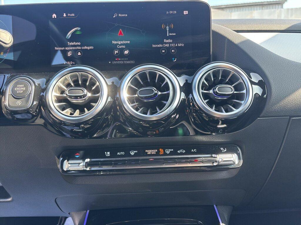 Mercedes GLA 180 Sport auto