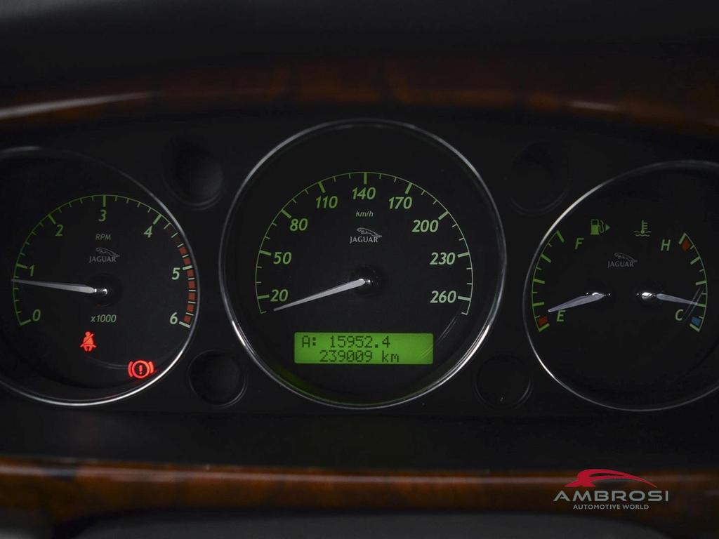 Jaguar XJ 2.7d V6 Executive