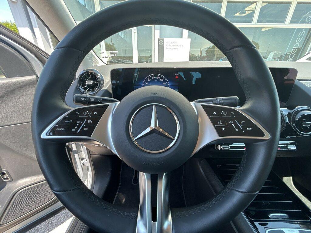 Mercedes GLA 180 d Advanced auto