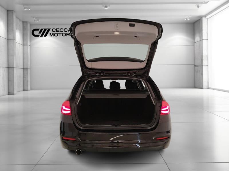 BMW Serie 3 318d Touring auto