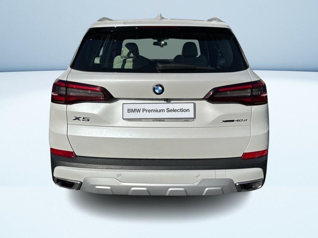 BMW X5 xdrive40d mhev 48V xLine auto