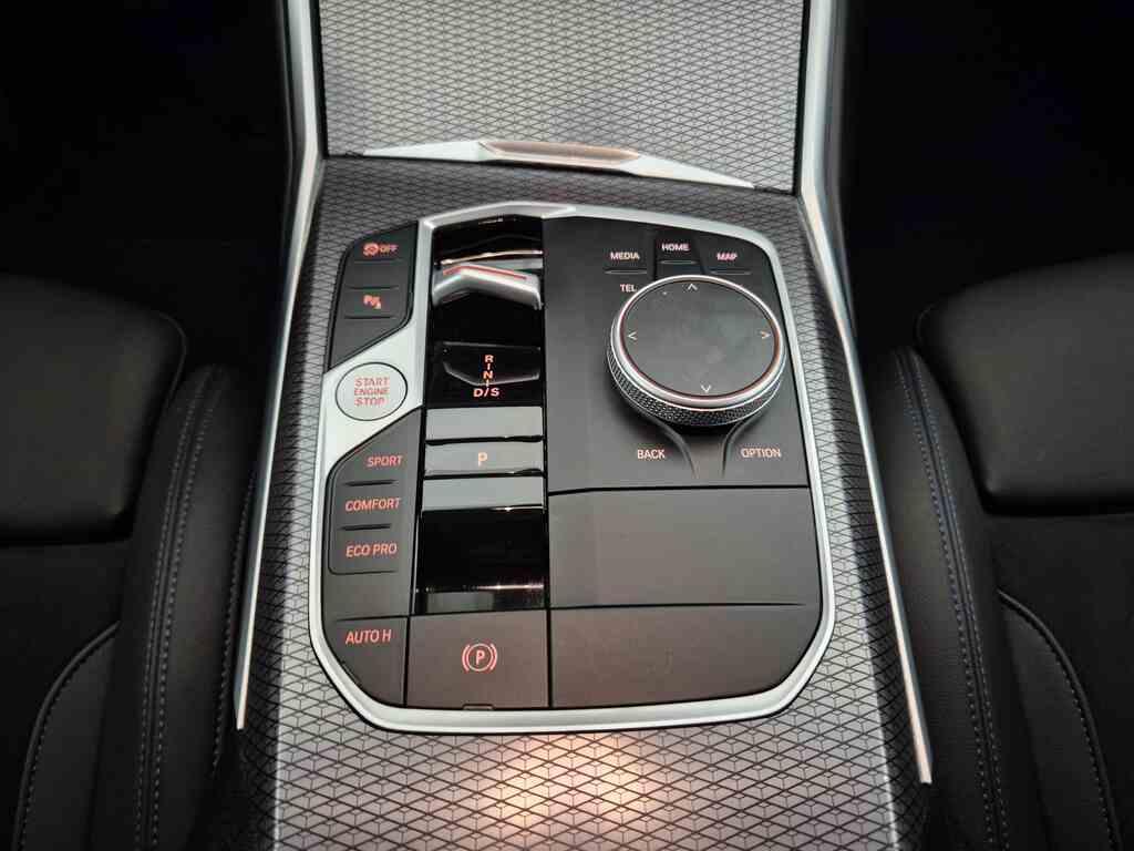 BMW Serie 3 318d Touring mhev 48V Msport auto