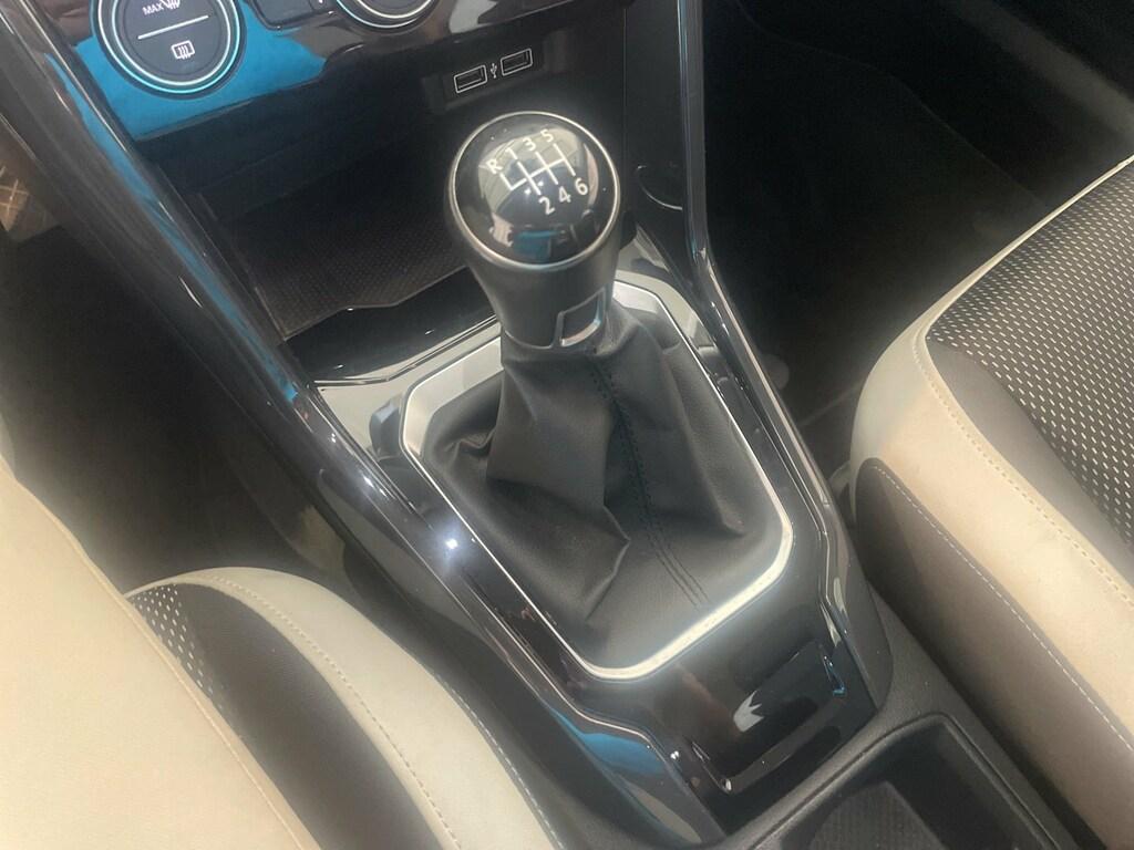 Volkswagen T-Roc 1.0 tsi Advanced
