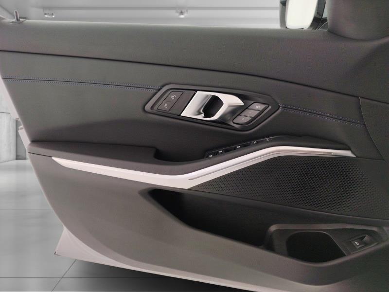 BMW Serie 3 320d mhev 48V xdrive M Sport Pro auto