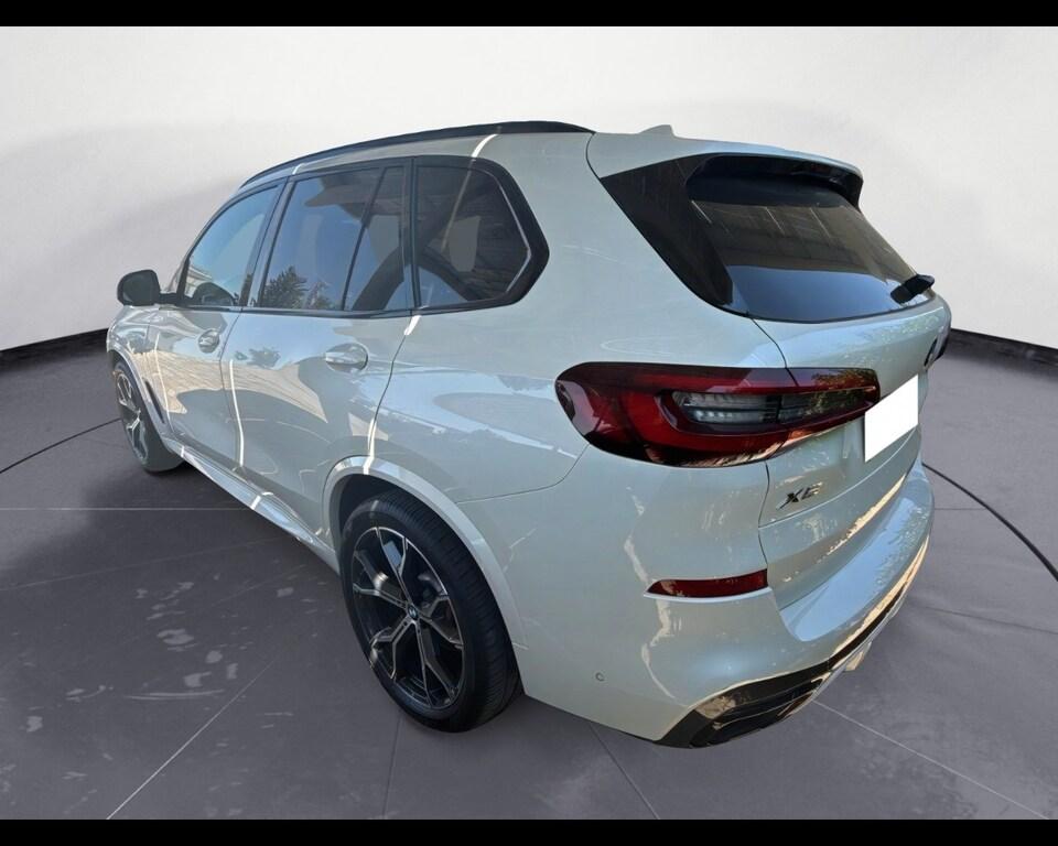 BMW X5 xdrive30d mhev 48V Msport auto