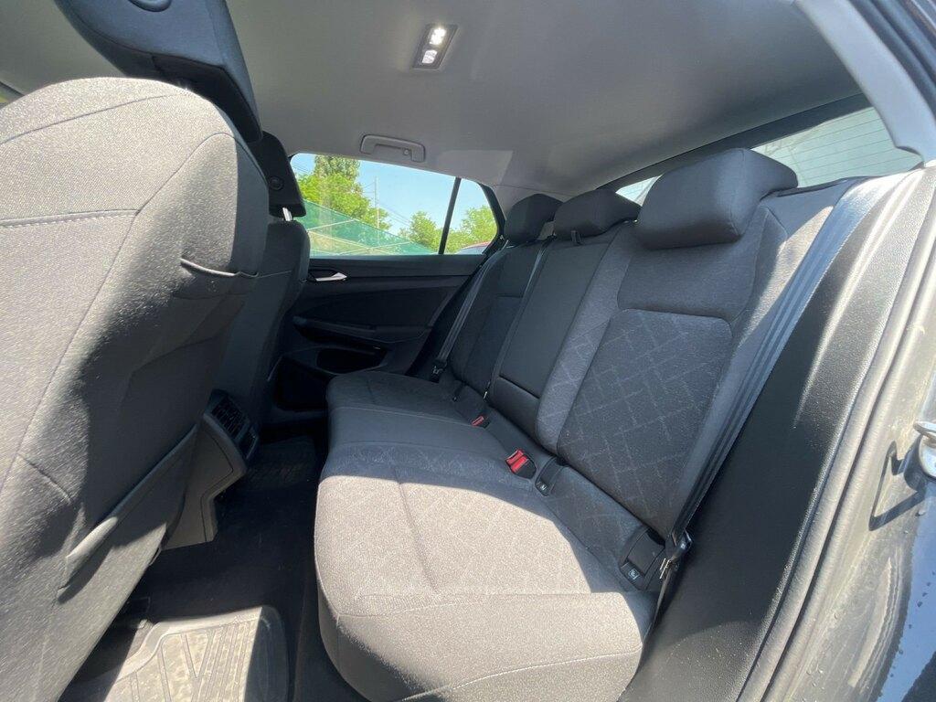Volkswagen Golf 1.5 tgi Life 130cv dsg