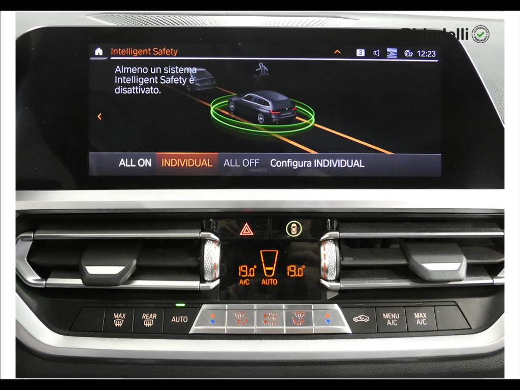 BMW Serie 3 320d Touring mhev 48V Luxury auto