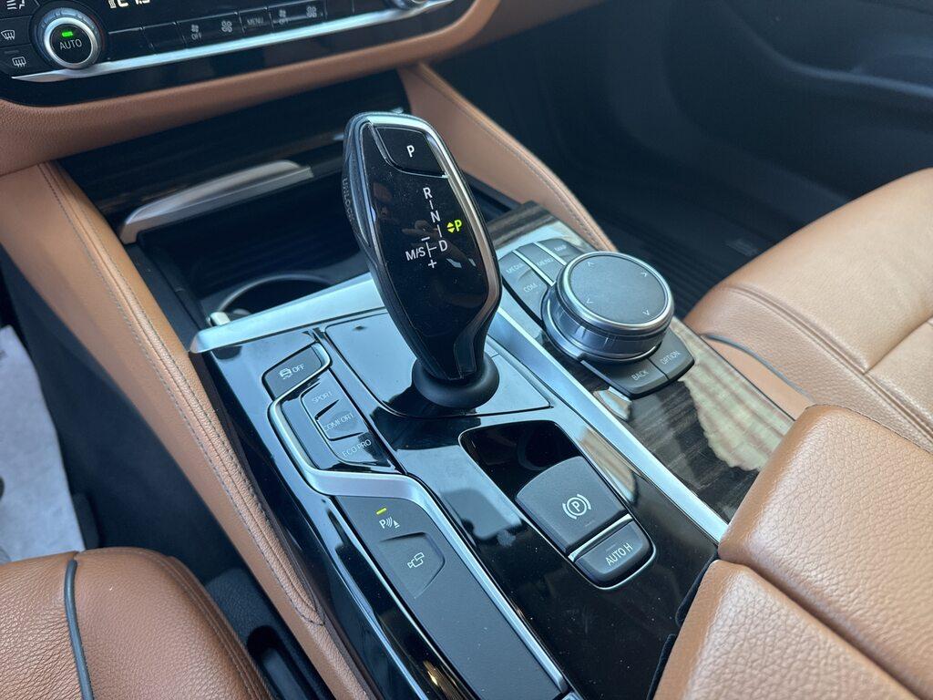BMW Serie 5 520d xdrive Luxury auto