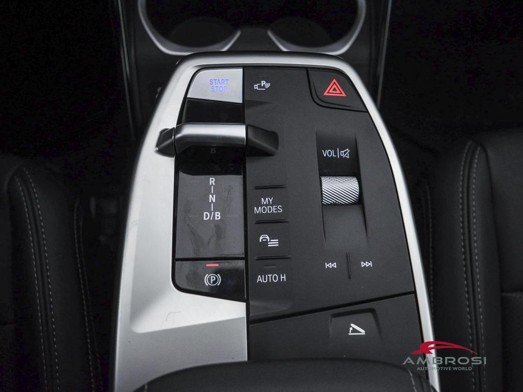 BMW iX1 edrive 20 X-Line