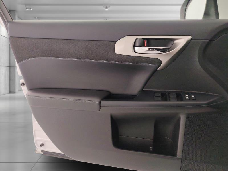 Lexus CT 200h Executive cvt E6