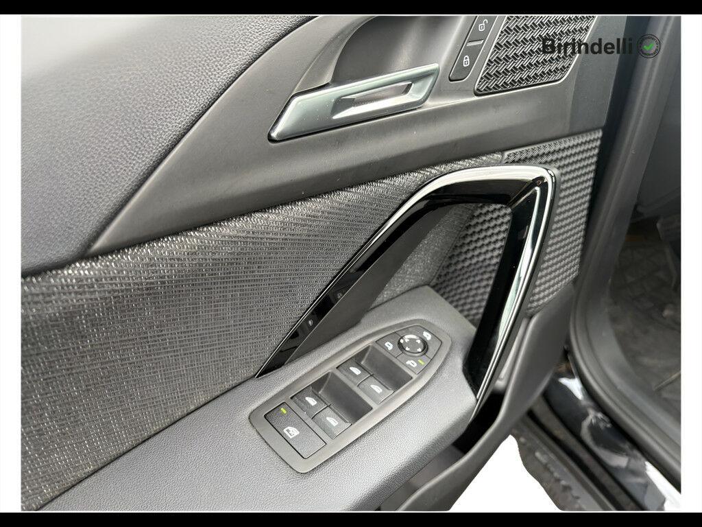 BMW X1 sdrive20i mhev 48V auto