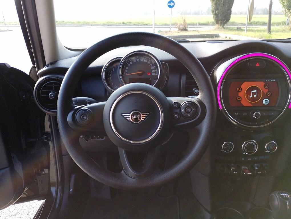 Mini One 1.5 TwinPower Turbo One Baker Street