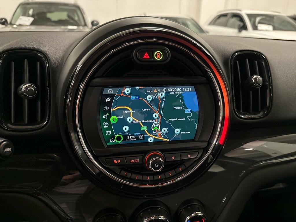 Mini Cooper D Countryman 2.0 TwinPower Turbo Cooper D Boost Steptronic