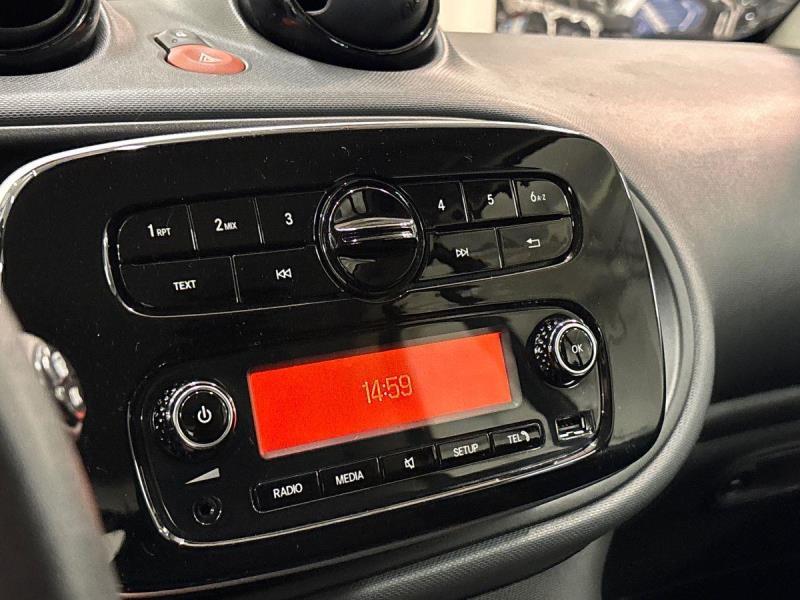 Smart fortwo eq Pure 22kW