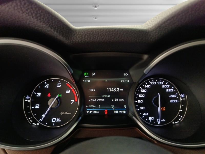 Alfa Romeo Stelvio 2.0 t Executive Q4 200cv auto my19