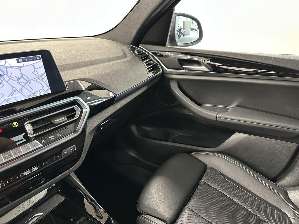 BMW X3 xdrive20d mhev 48V auto