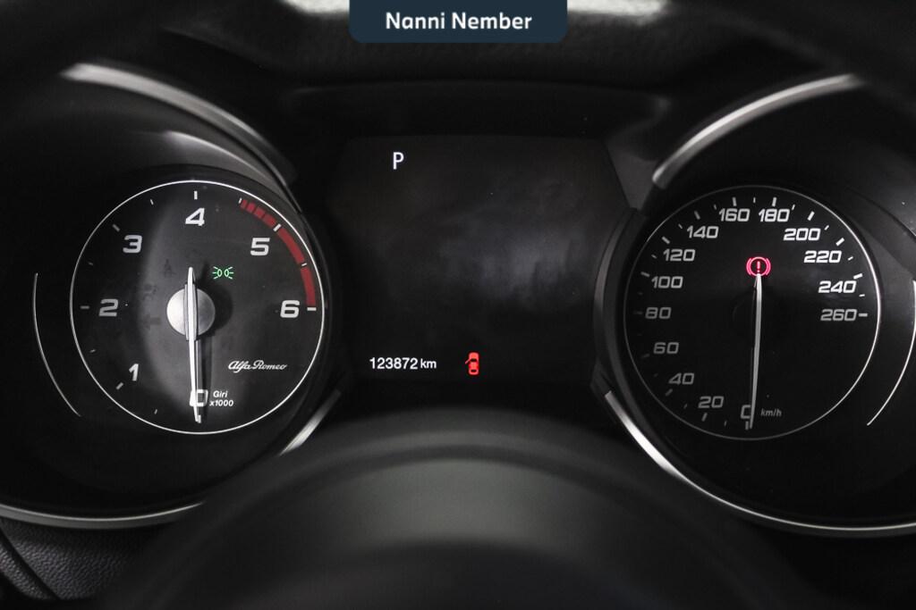 Alfa Romeo Stelvio 2.2 t Sprint rwd 190cv auto