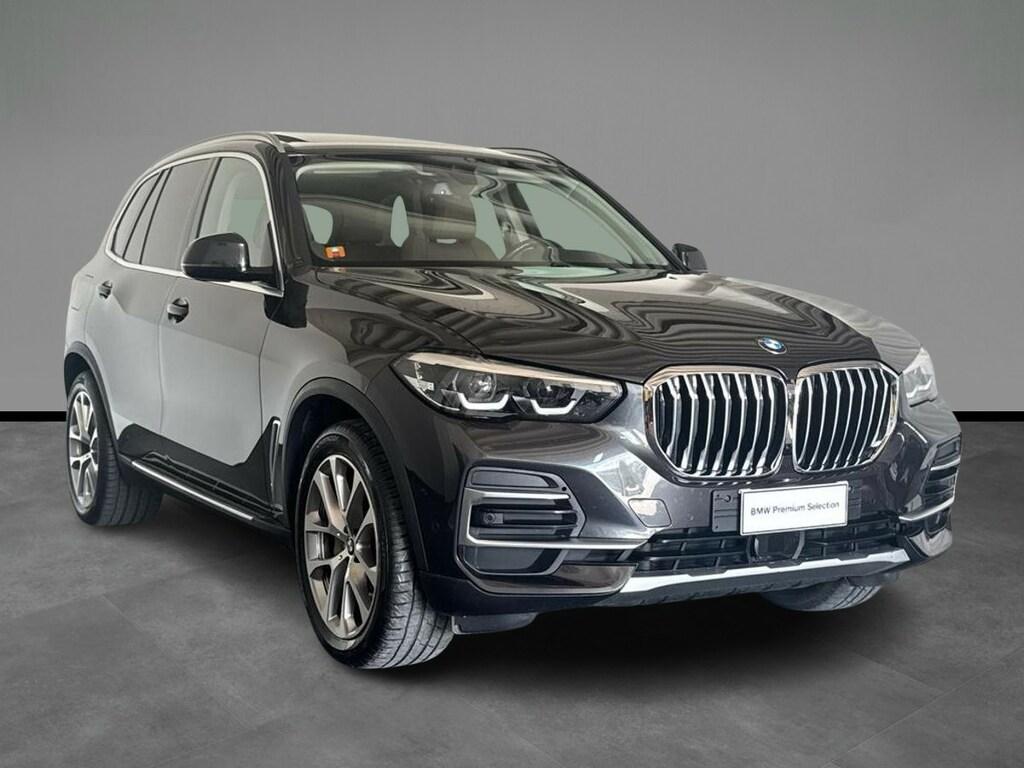 BMW X5 xdrive30d mhev 48V xLine auto