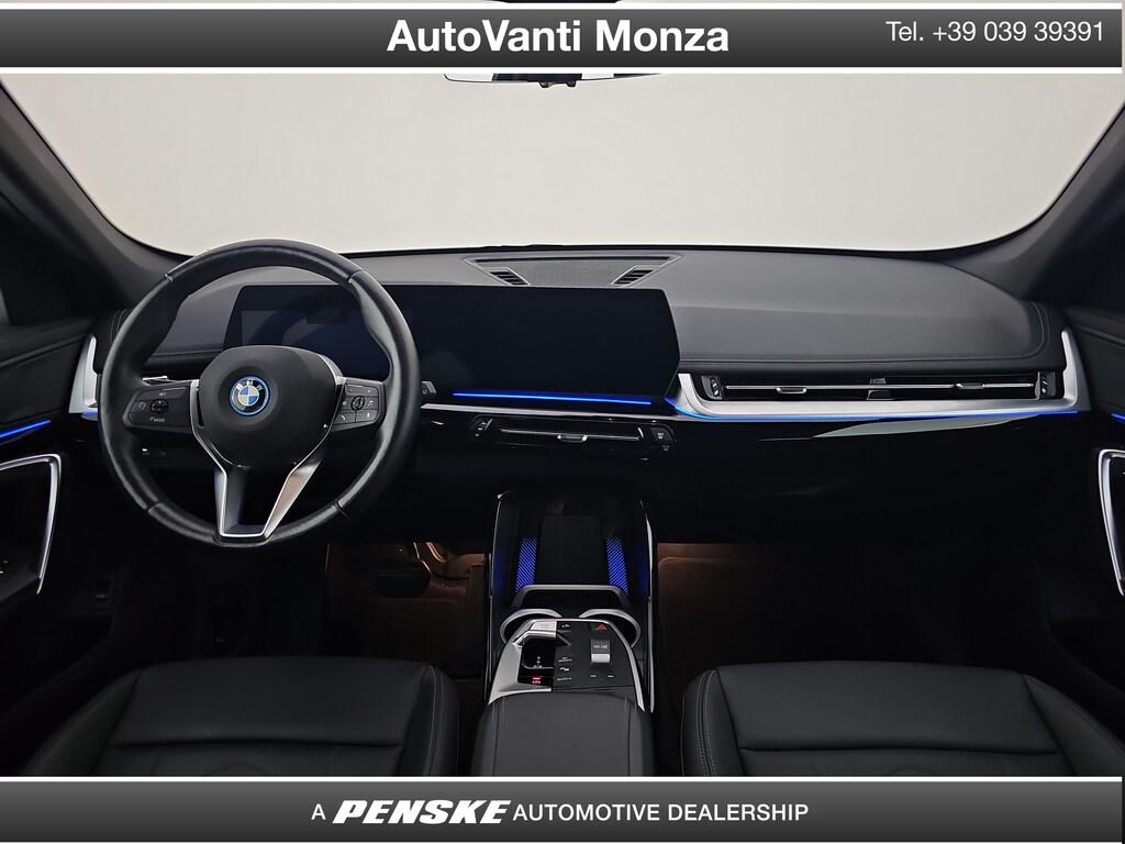 BMW iX1 edrive 20 X-Line