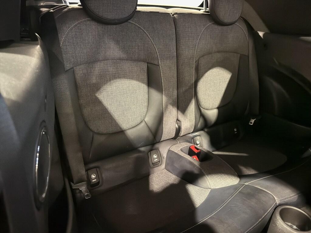 Mini Cooper D Cabrio 1.5 Cooper D Auto