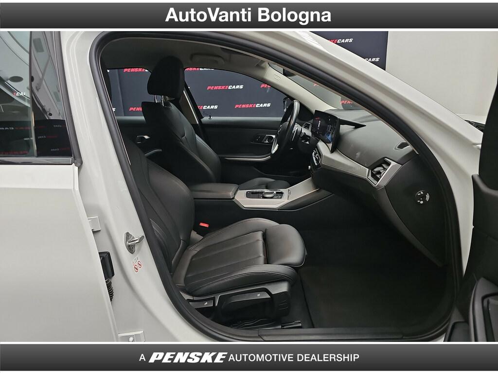 BMW Serie 3 320d Touring mhev 48V xdrive auto