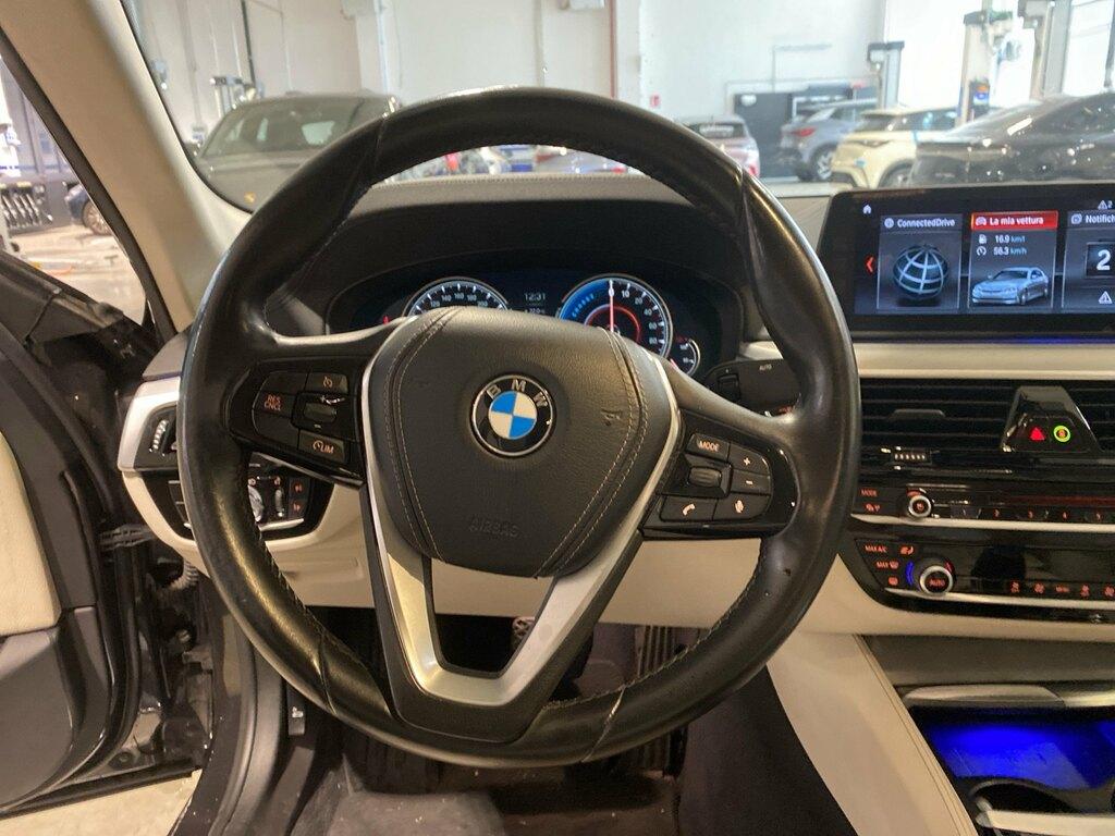 BMW Serie 5 530e Luxury auto