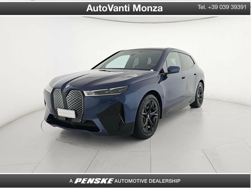 BMW iX xdrive50 pacchetto sportivo