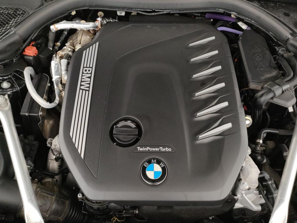 BMW Serie 5 530d Touring mhev 48V xdrive Msport auto