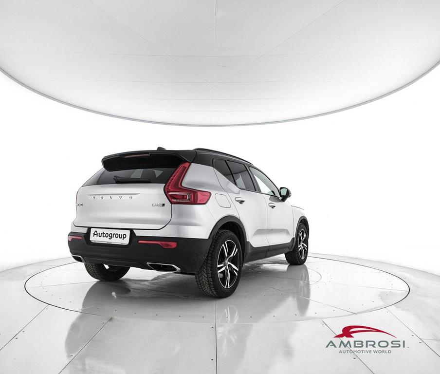 Volvo XC40 2.0 D4 R-design awd geartronic