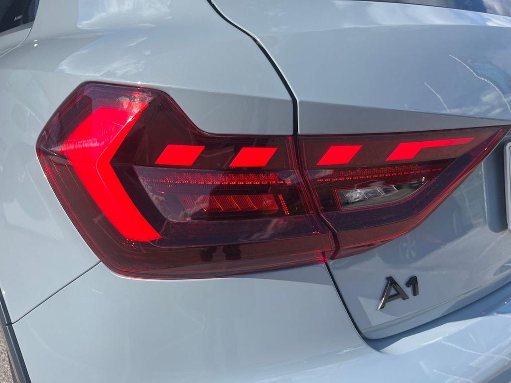 Audi A1 Citycarver 30 1.0 tfsi 116cv s-tronic