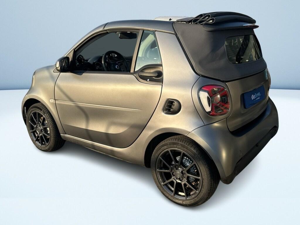 Smart fortwo Cabrio eq suitegrey-grey 22kW