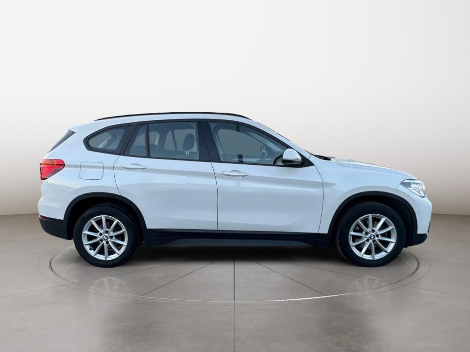 BMW X1 sdrive18d Business auto my18