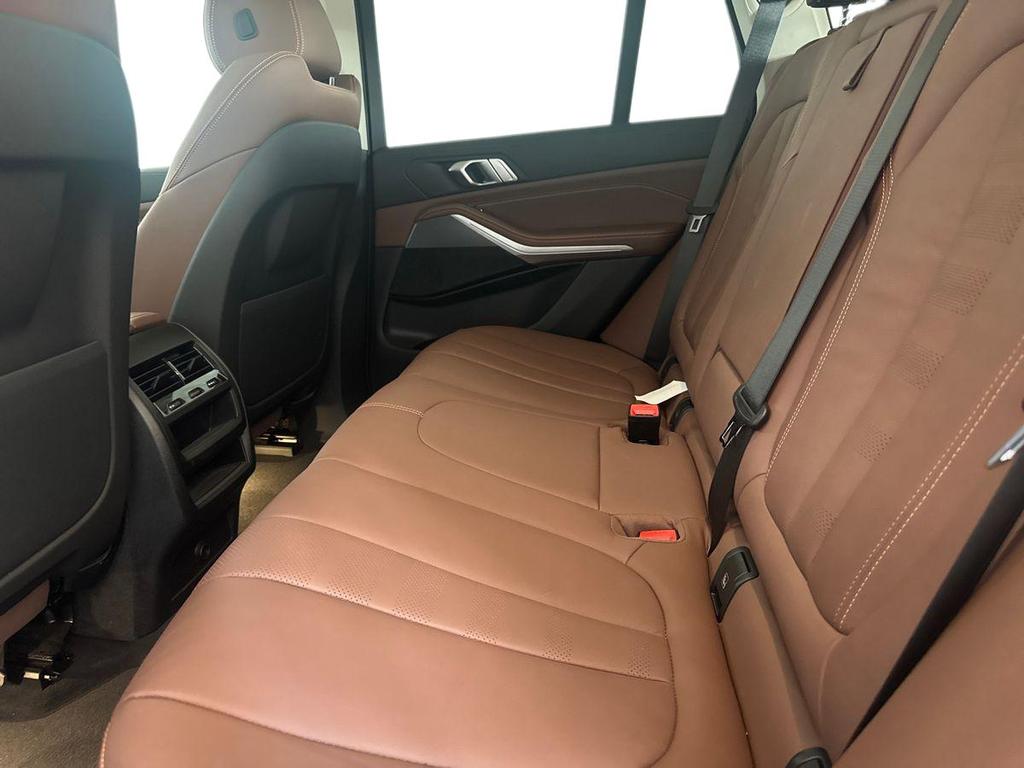 BMW X5 xdrive30d mhev 48V xLine auto