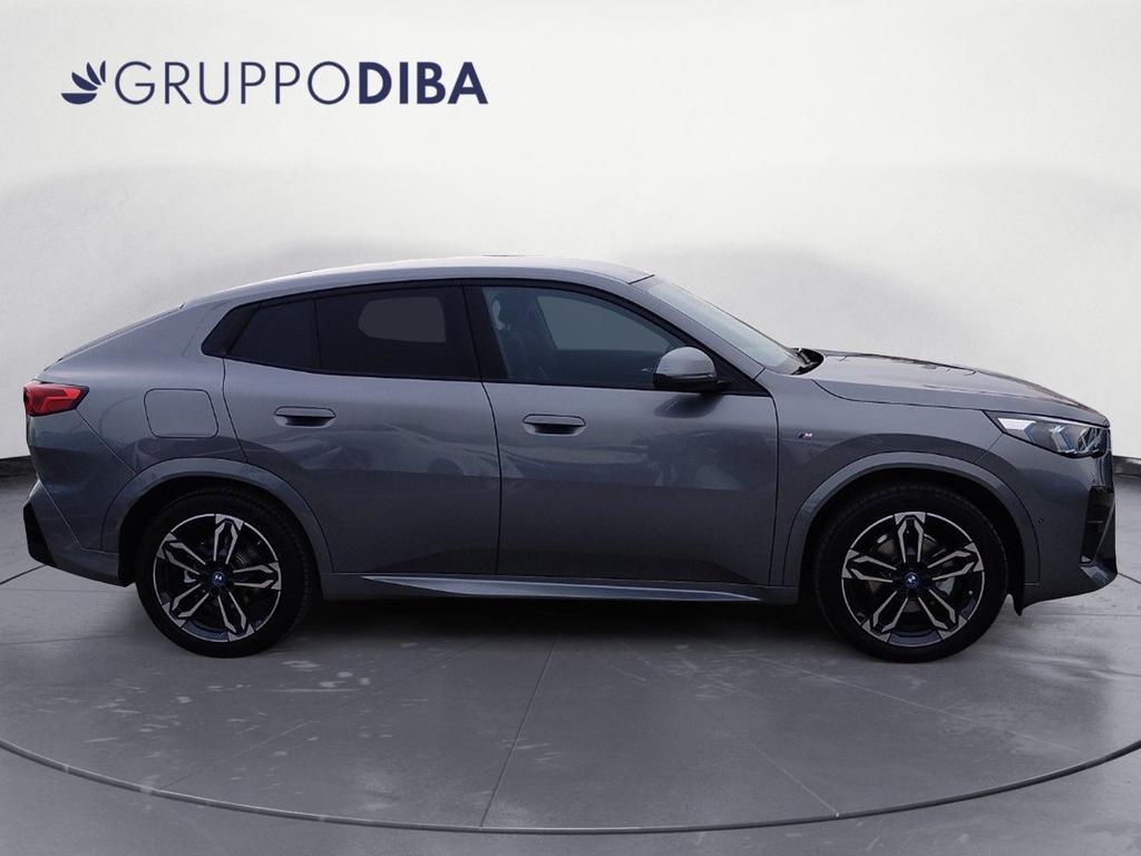 BMW iX2 edrive 20 MSport