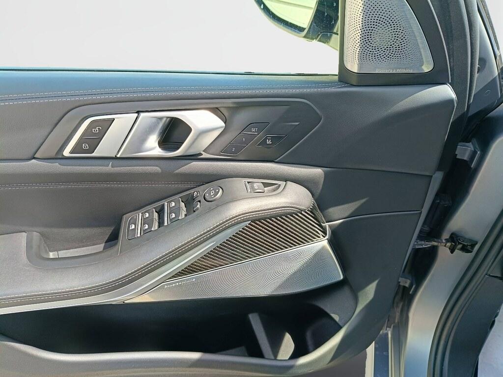 BMW X5 M X5 M60i auto