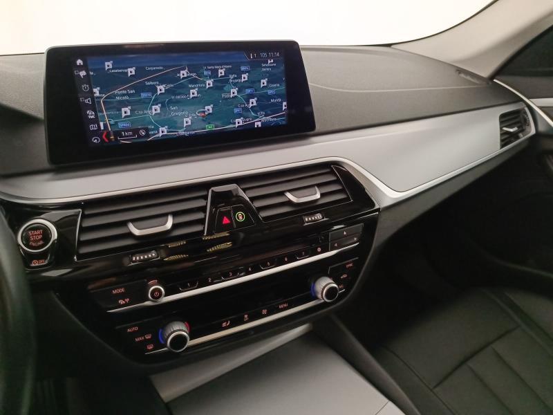 BMW Serie 5 520d Touring xdrive Business auto